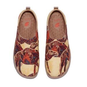 UIN Size 9.5 Slip On Shoes Canvas Comfortable Loafers Middle East Impression